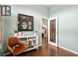 4pc Bathroom - 212 Westland Street, Okotoks, AB T1S2L3 Photo 11