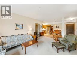 Bedroom - 873 Forestbrook Drive Unit# 204, Penticton, BC V2A2E9 Photo 6