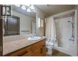 873 Forestbrook Drive Unit# 204, Penticton, BC V2A2E9 Photo 20