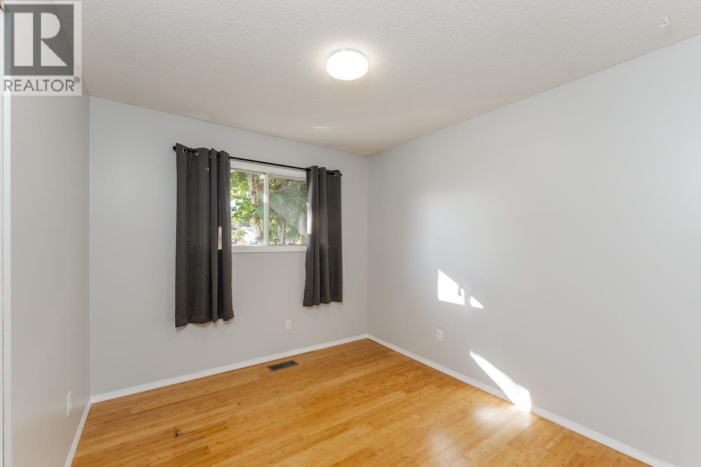 8068 PRINCETON CRESCENT - Image 15