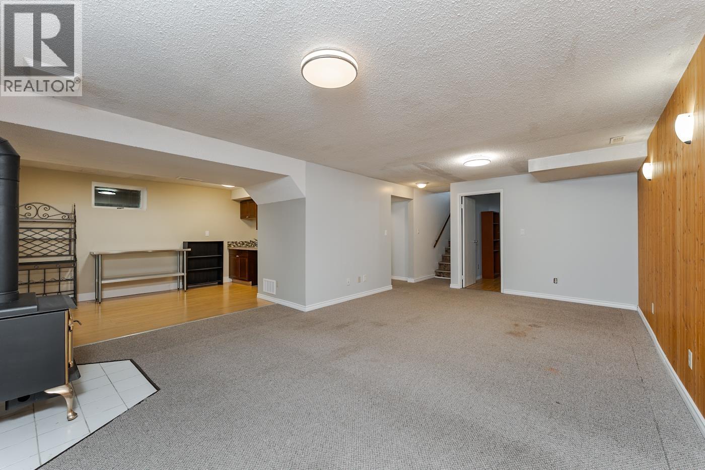 8068 PRINCETON CRESCENT - Image 26