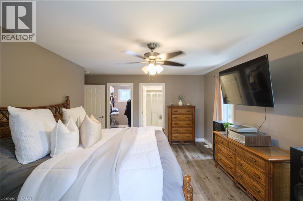 78 OAK Street - Image 19