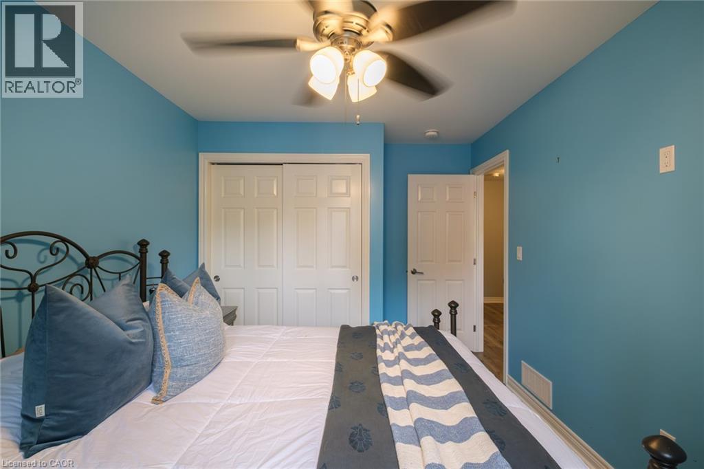 78 OAK Street - Image 23