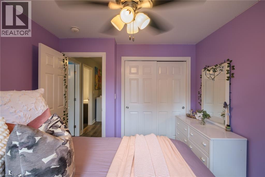 78 OAK Street - Image 25