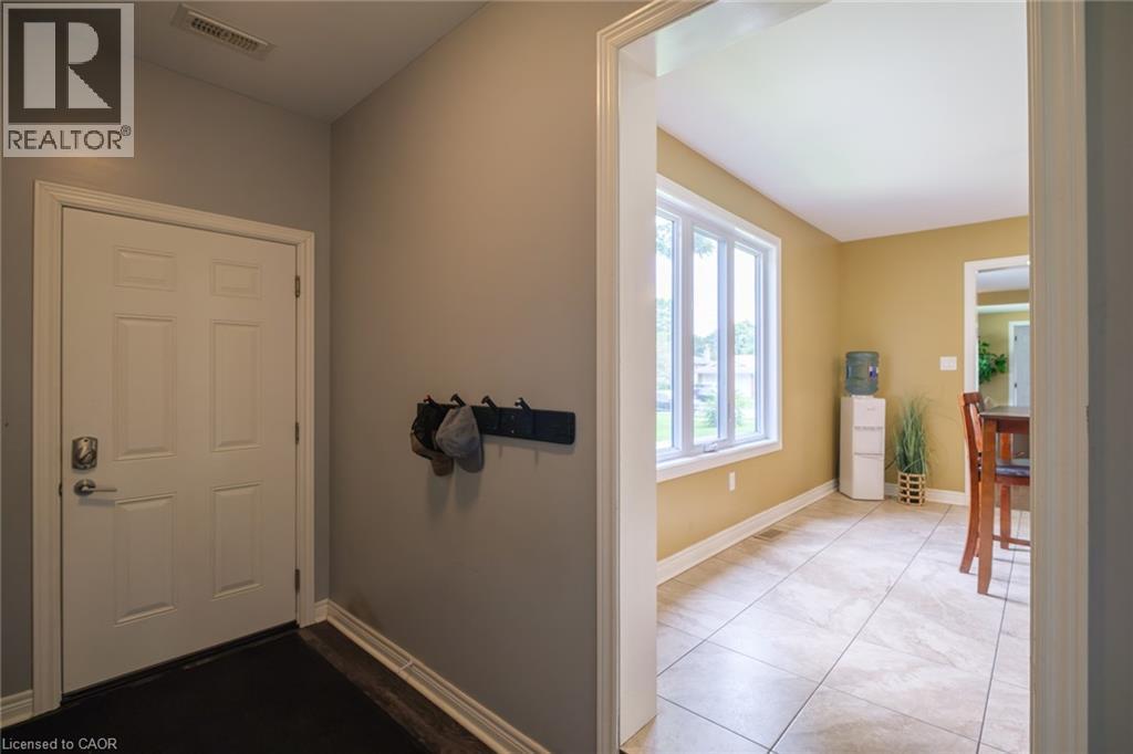 78 OAK Street, Simcoe — photo 6