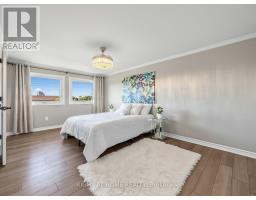67 Bigham Crescent, Toronto, ON M9C5C5 Photo 18