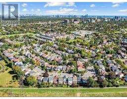67 Bigham Crescent, Toronto, ON M9C5C5 Photo 39