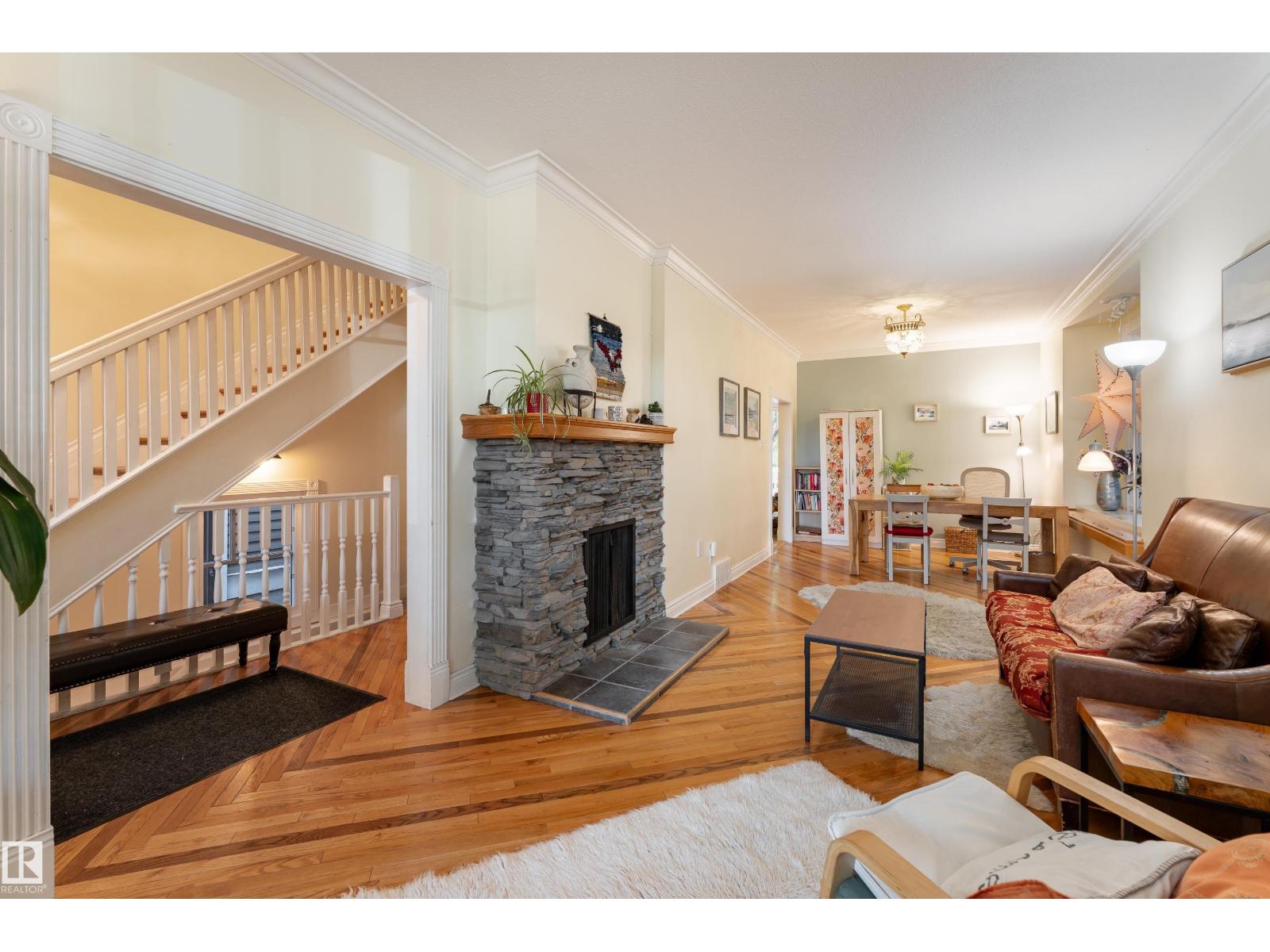 11225 127 ST NW photo 18