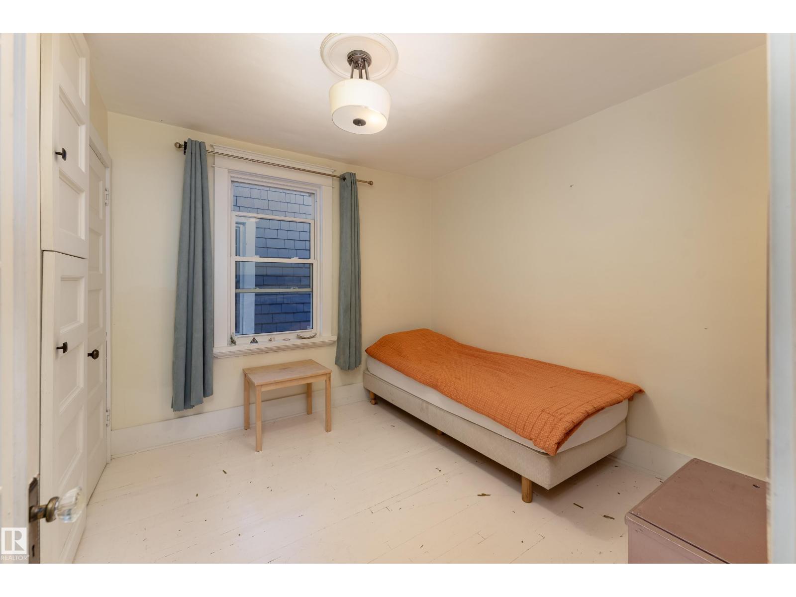 11225 127 ST NW photo 30