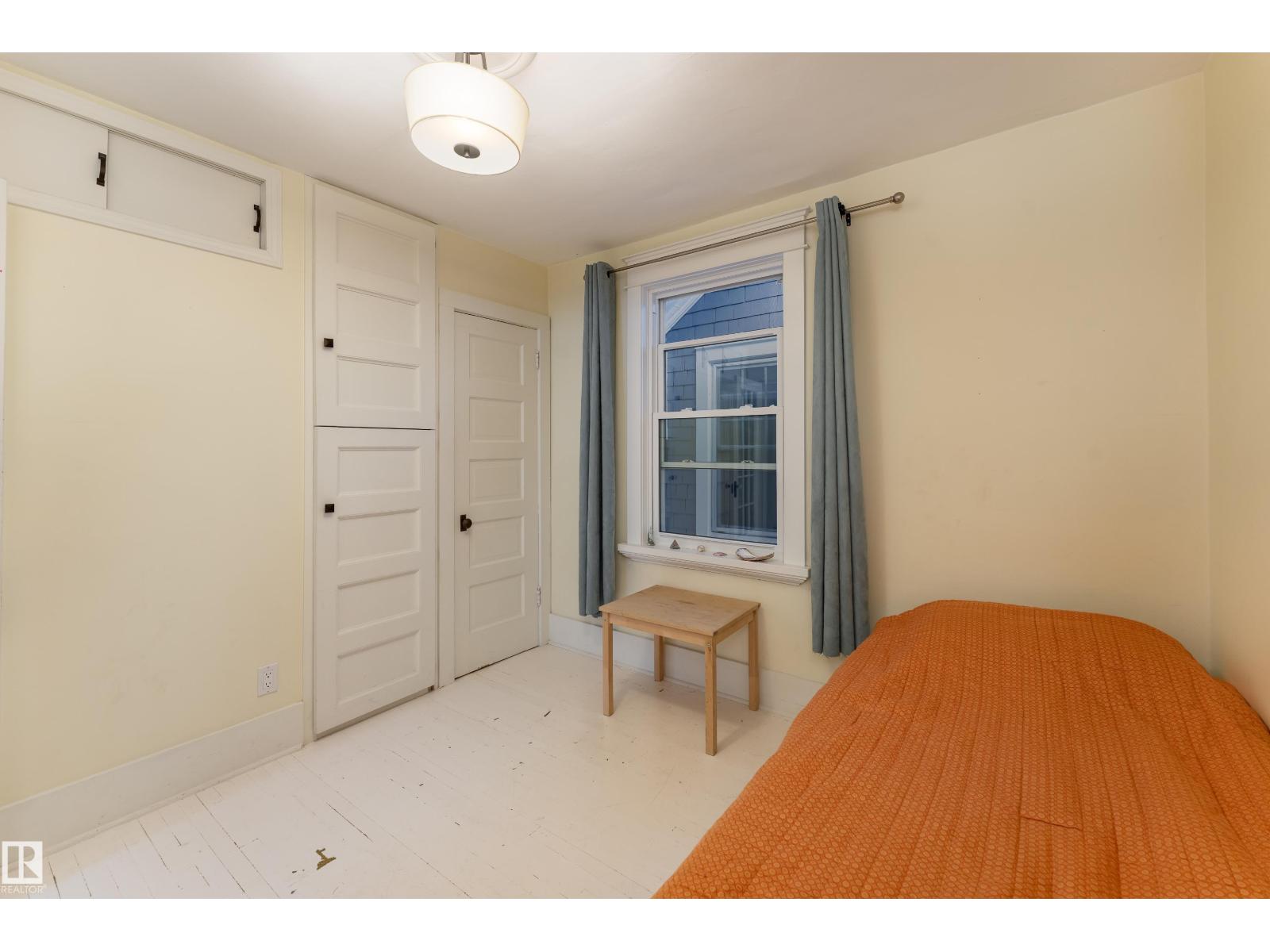11225 127 ST NW photo 31
