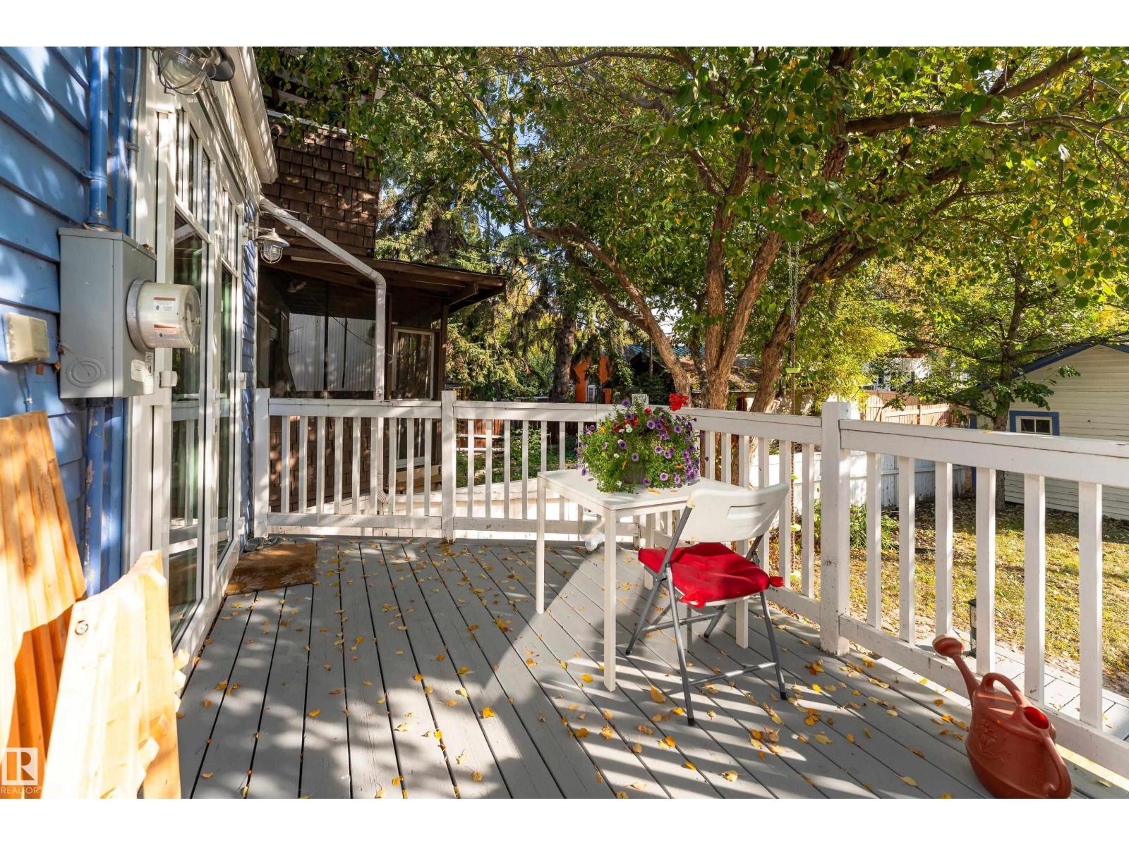 11225 127 ST NW photo 39