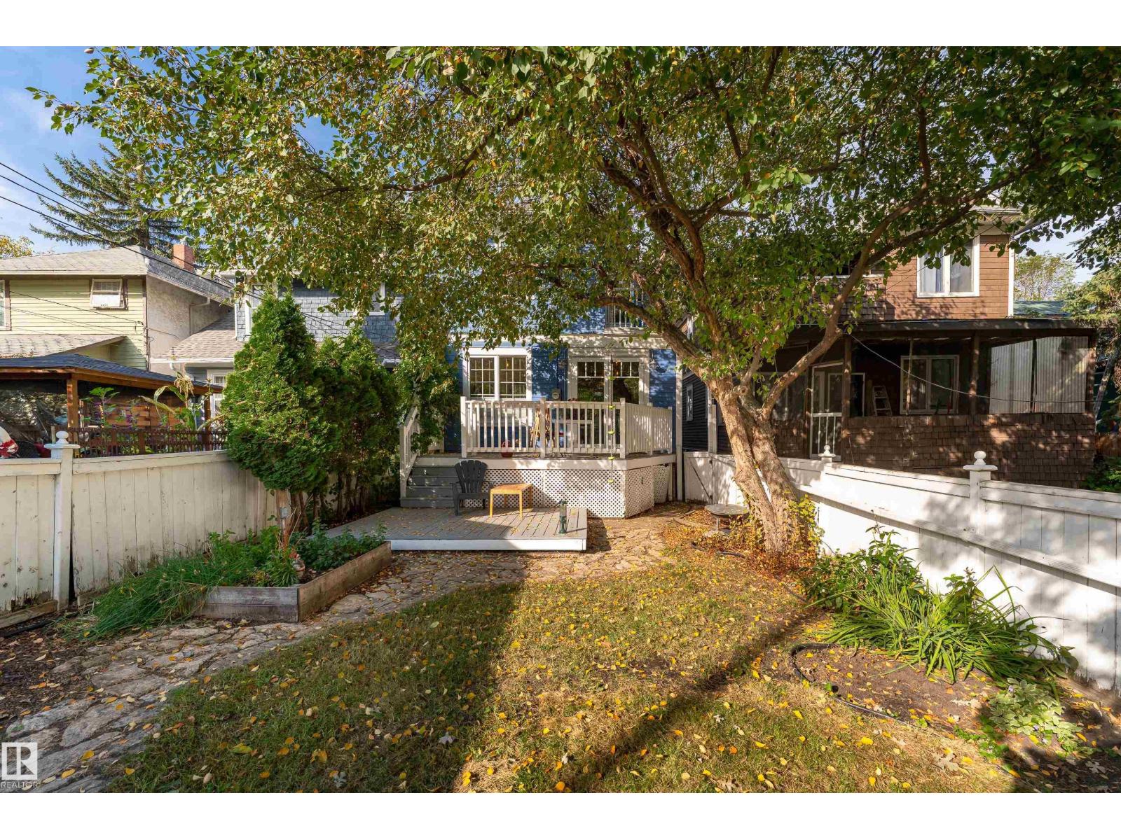 11225 127 ST NW photo 46