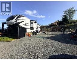 18 Sayward Rd, Sayward, BC V0P1R0 Photo 6
