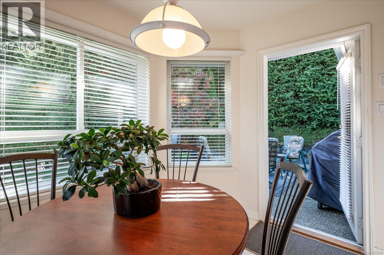 1204 Gabriola Dr - 14