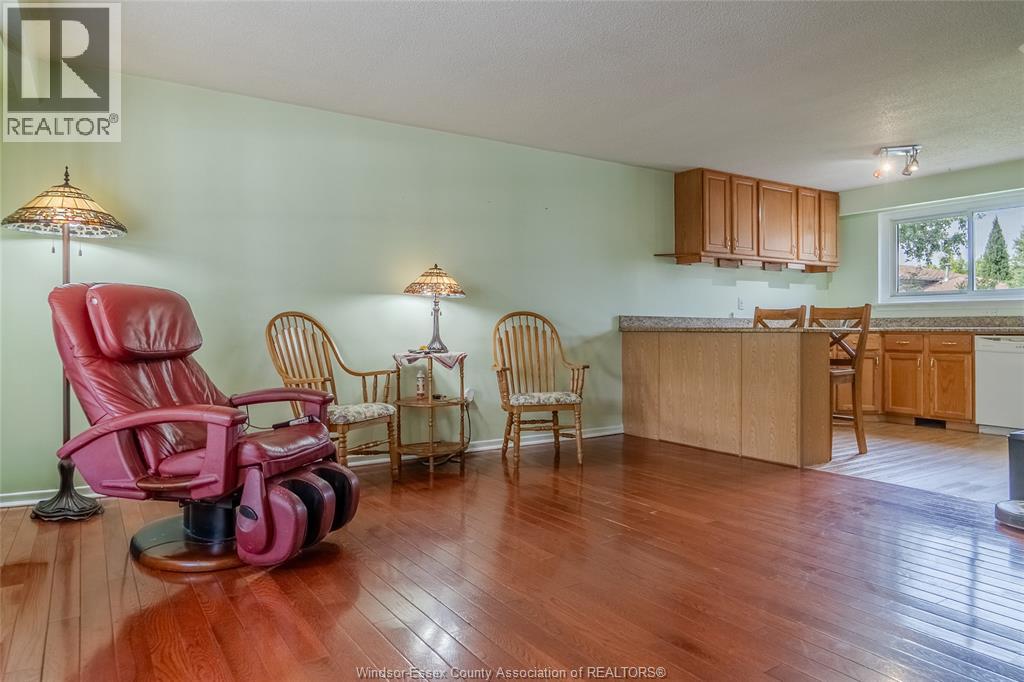 9880 ASGARD ROAD, Windsor — photo 5