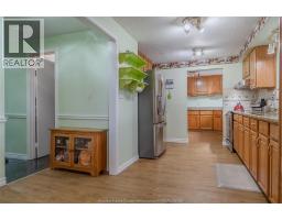 2pc Bathroom - 9880 Asgard Road, Windsor, ON N8R1E2 Photo 11