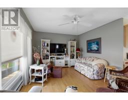 Den - 357 Mcnabb St, Sault Ste Marie, ON P6B1Y8 Photo 6