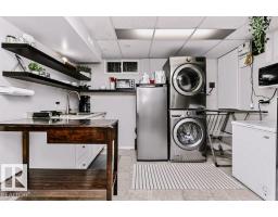 8104 162 St Nw, Edmonton, AB T5R2L7 Photo 36