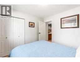 9434 Angus Drive, Coldstream, BC V1B3G1 Photo 23