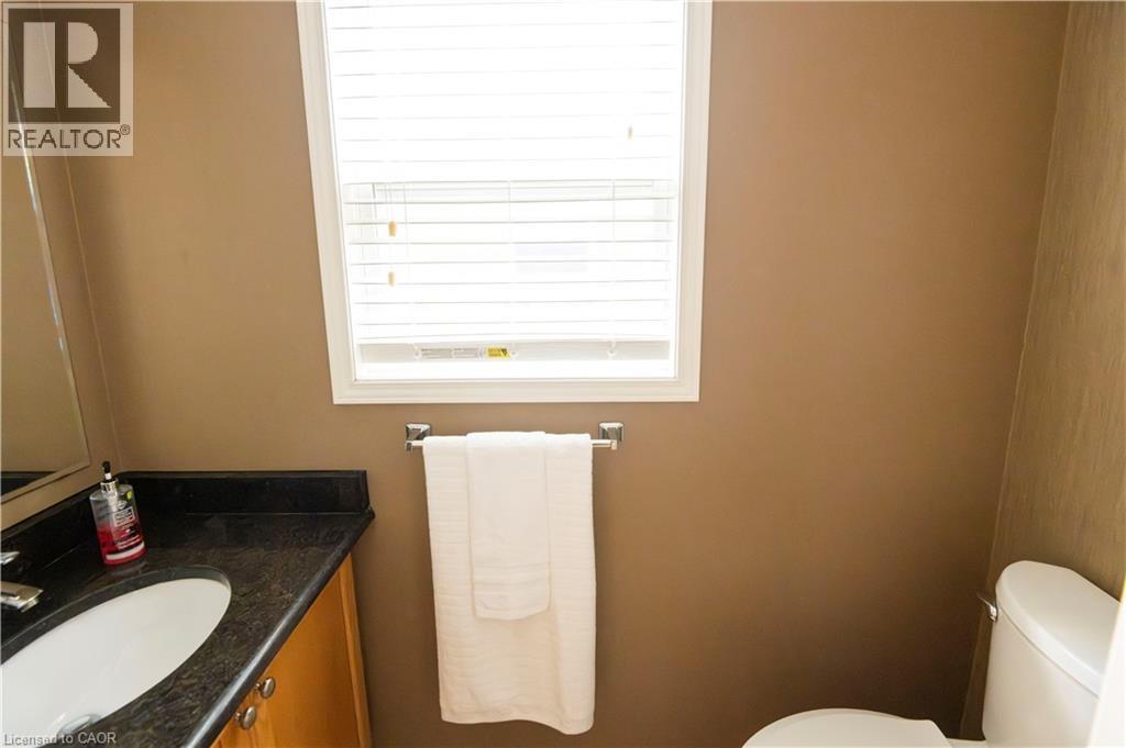 400 WILSON Avenue Unit# 7, Kitchener — photo 3