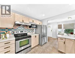 4pc Bathroom - 76, 388 Sandarac Drive Nw, Calgary, AB T3K4E3 Photo 10