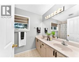 76, 388 Sandarac Drive Nw, Calgary, AB T3K4E3 Photo 23