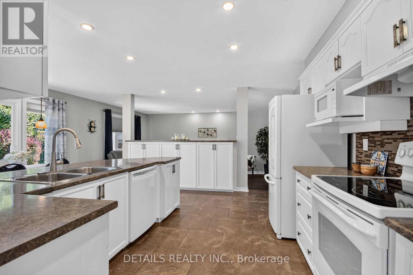 10 FOREST CREEK DRIVE, Ottawa — photo 11