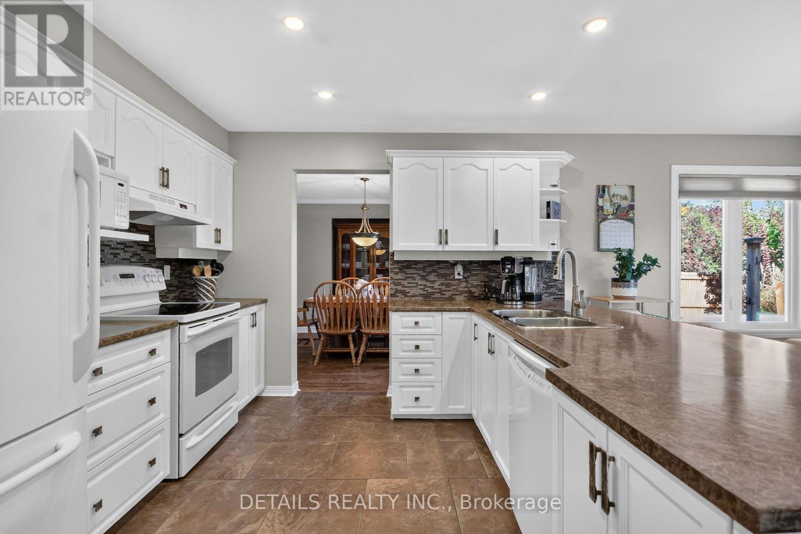 10 FOREST CREEK DRIVE, Ottawa — photo 12