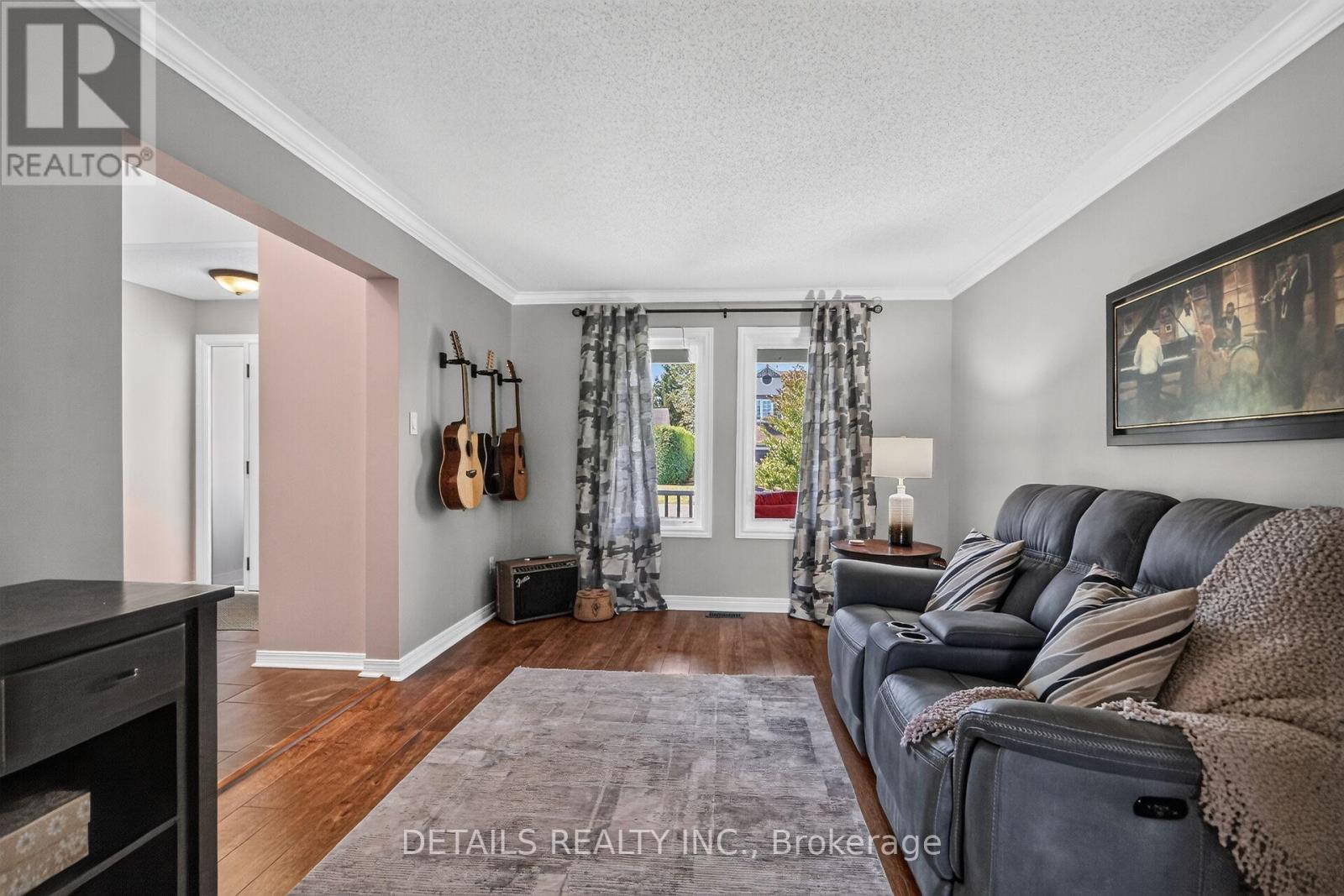 10 FOREST CREEK DRIVE - 4