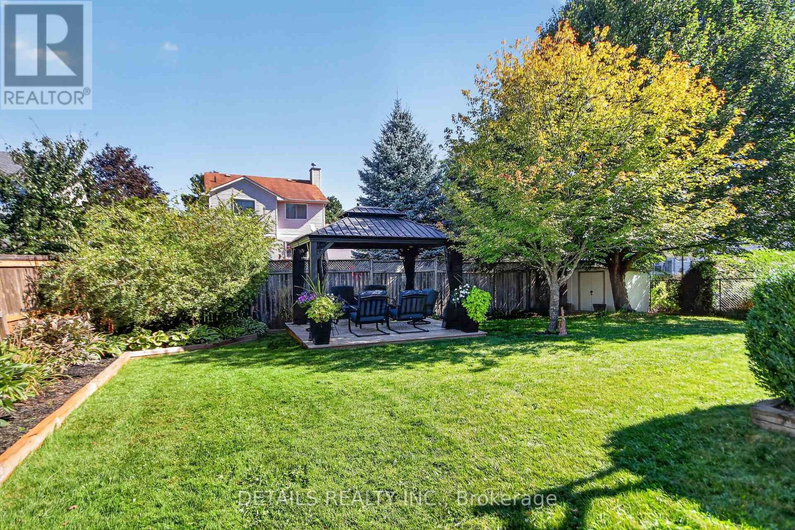 10 FOREST CREEK DRIVE - 43