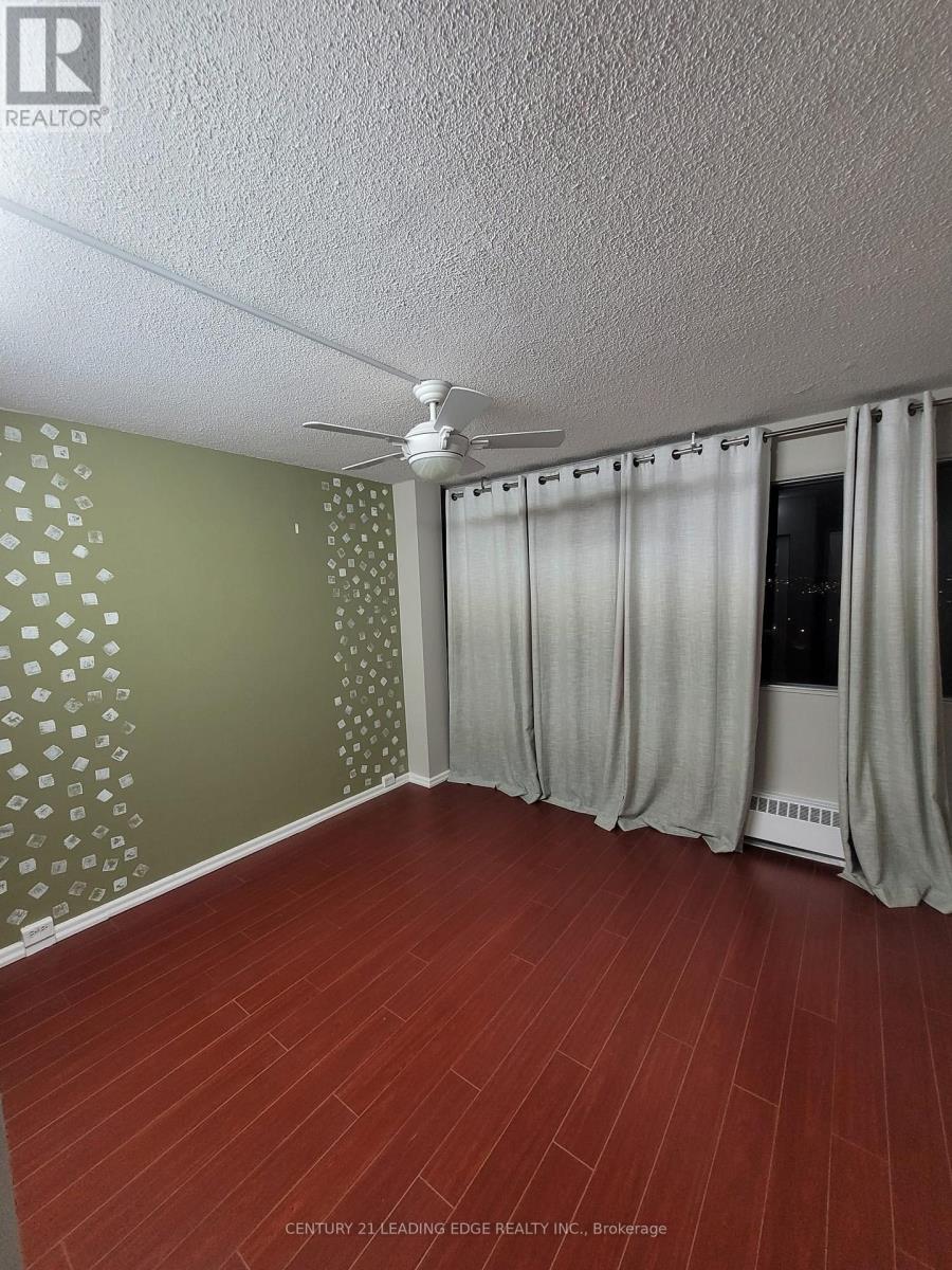 2201 - 10 SUNNY GLENWAY, Toronto (Flemingdon Park) — photo 5