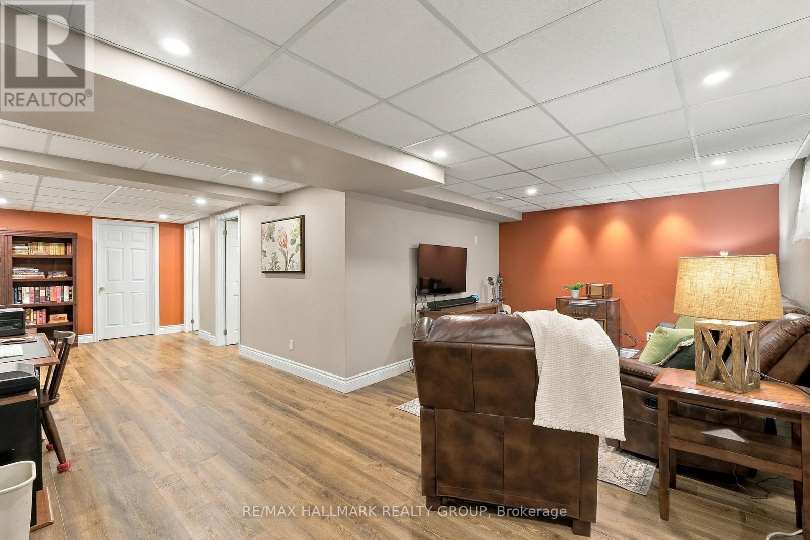 22 GRAND HARBOUR COURT - Image 25