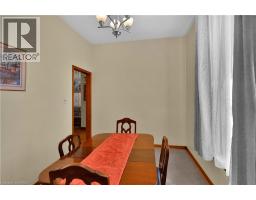 Living room - 7 Halls Avenue, Brantford, ON N3T3X2 Photo 12