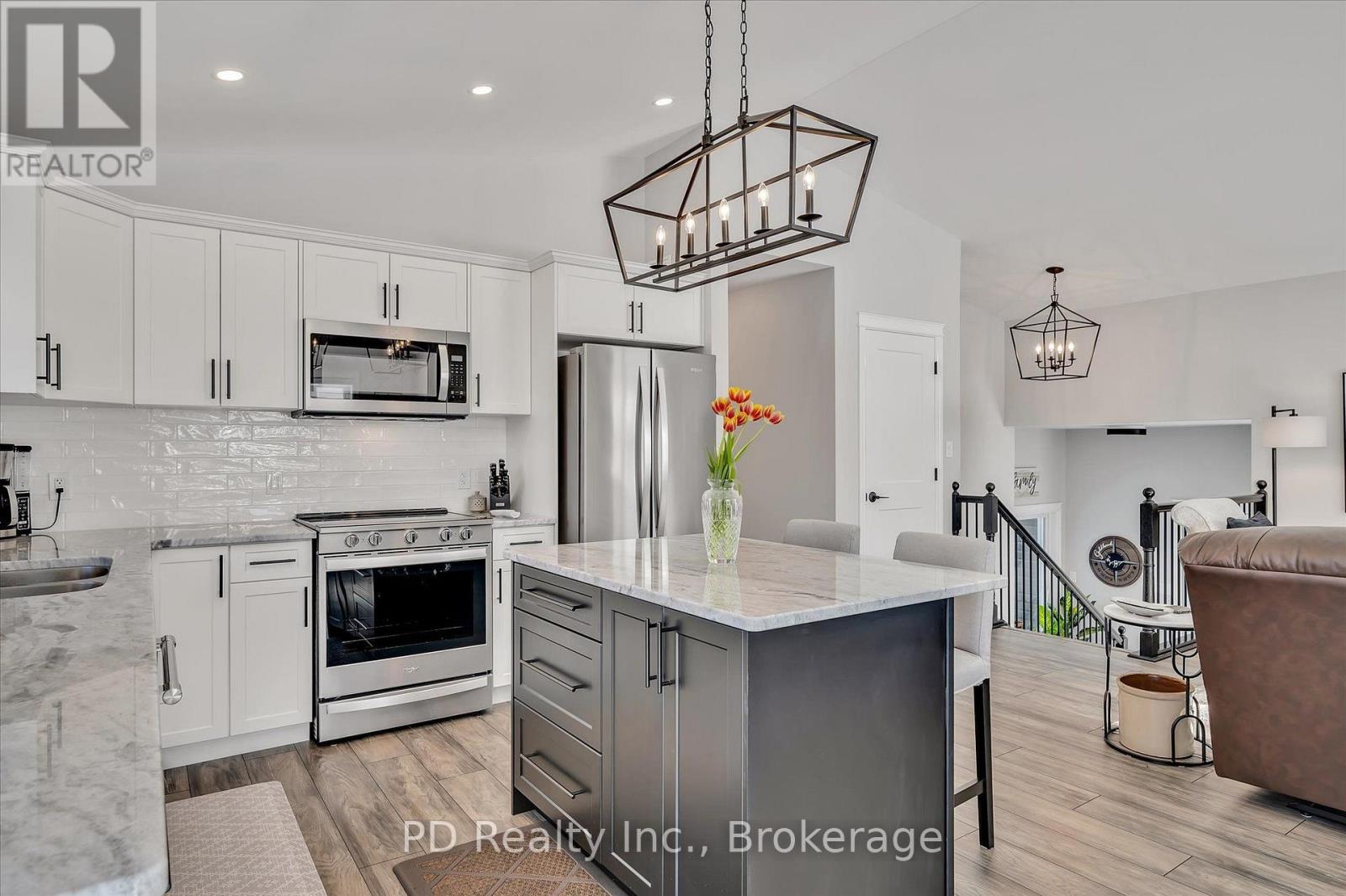 4 QUEEN STREET N, Kawartha Lakes (Omemee) — photo 11