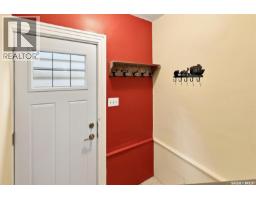 617 7th Avenue N, Saskatoon, SK S7K2V2 Photo 31