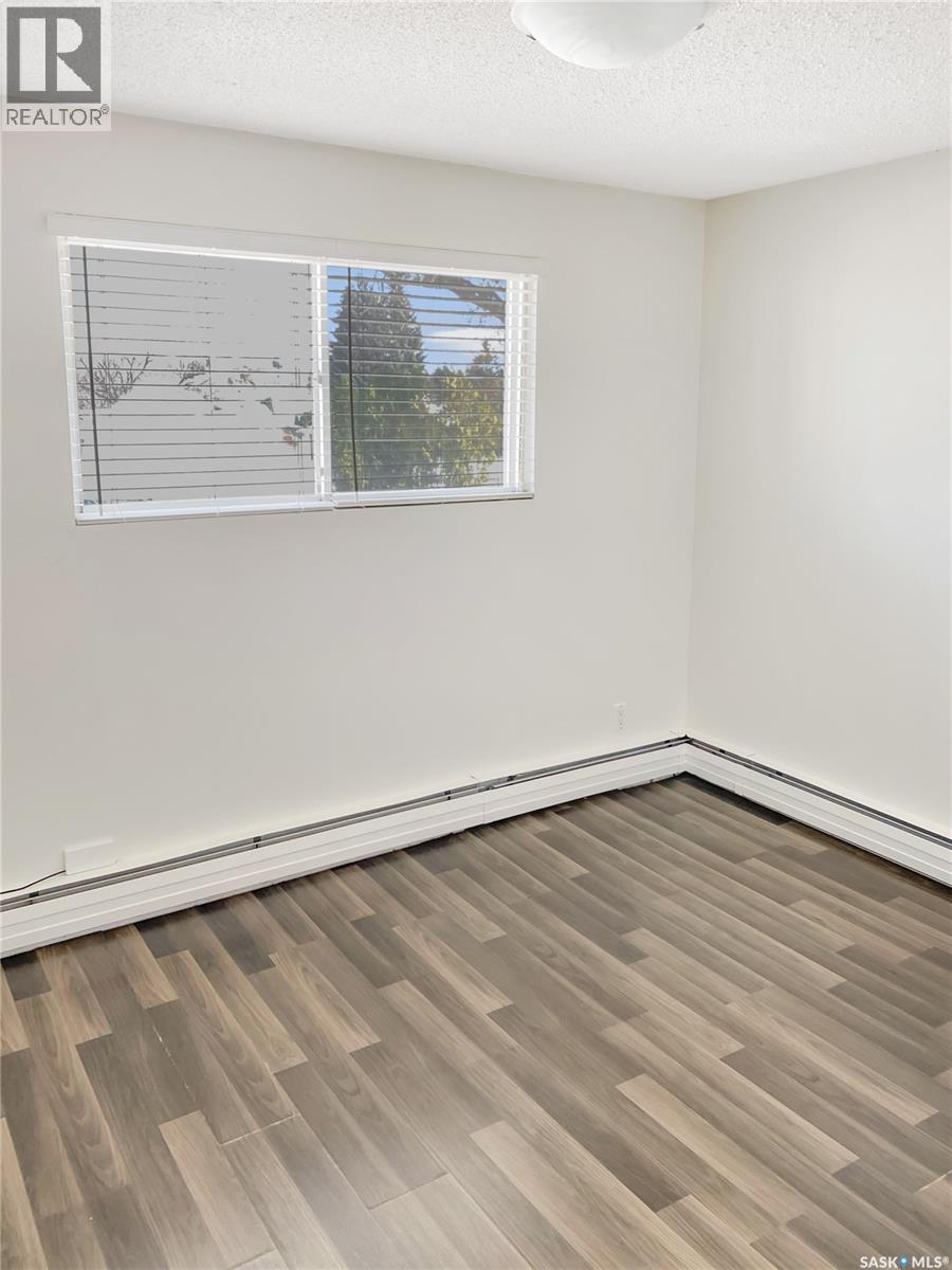 601 6th AVENUE NE, Swift Current — photo 11