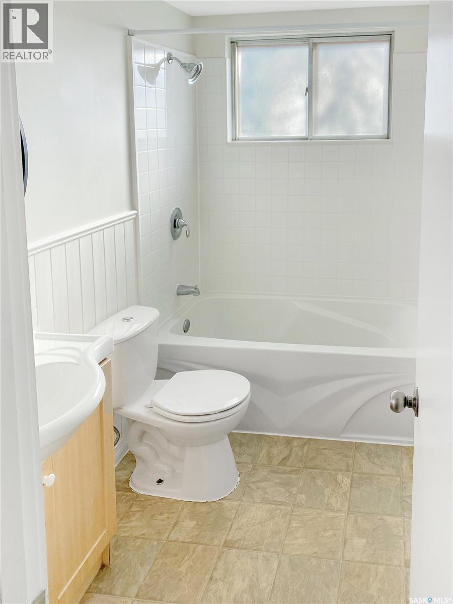 601 6th AVENUE NE, Swift Current — photo 15