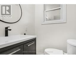 Kitchen - 1305 Avenue N Avenue, Ottawa, ON K1G0A7 Photo 12