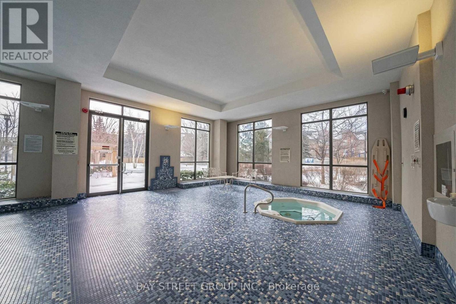 204 - 88 PROMENADE CIRCLE, Vaughan (Brownridge) — photo 9