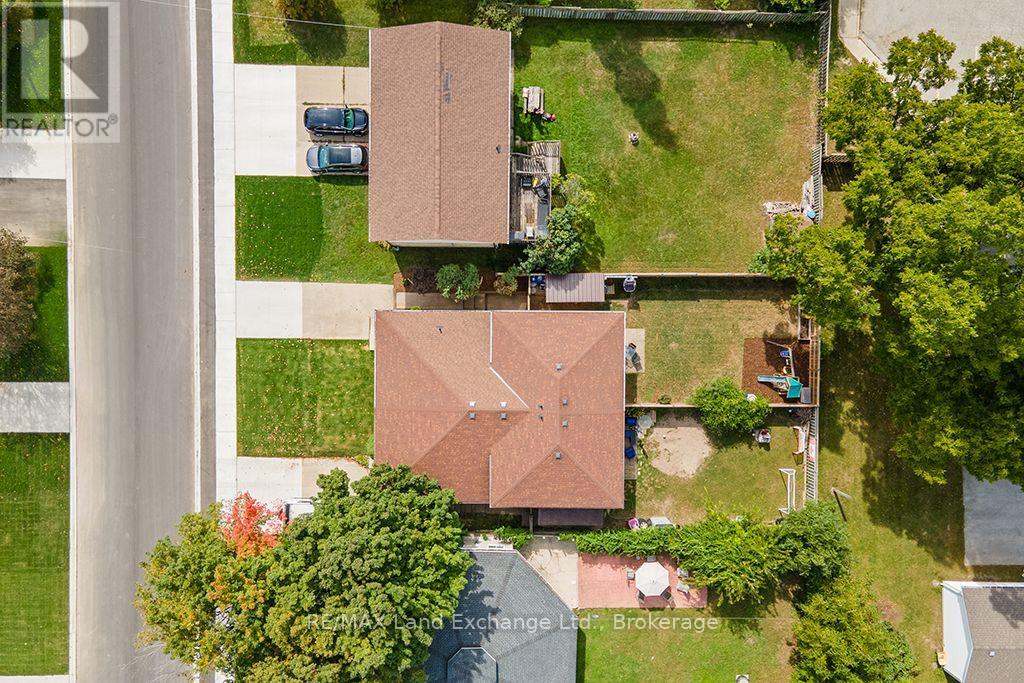 302 BRICKER STREET - 42