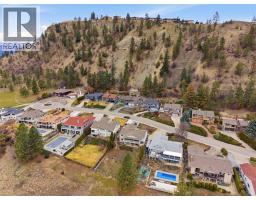 2218 Omineca Place, Kelowna, BC V1V1H7 Photo 38