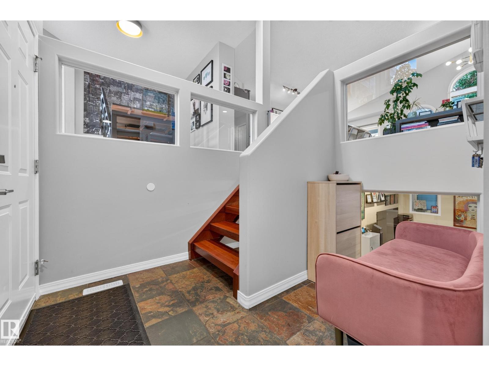 1005 ORMSBY CR NW - Image 5
