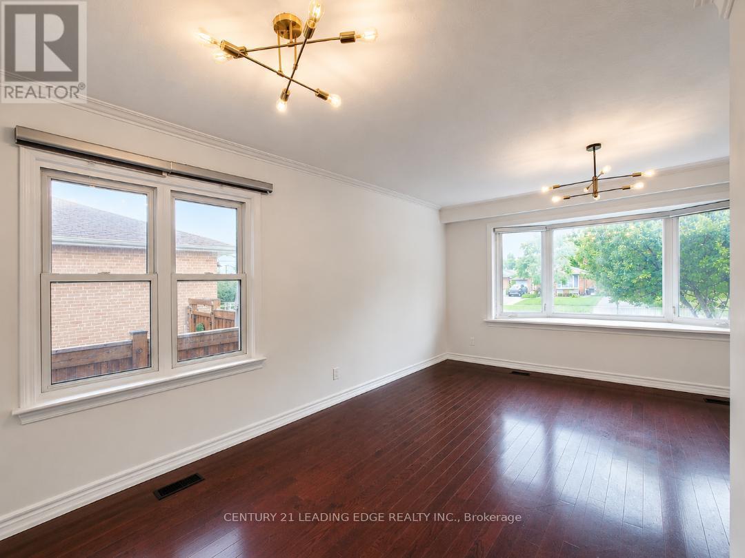 28 ERINGATE DRIVE, Toronto (Eringate-Centennial-West Deane) — photo 6