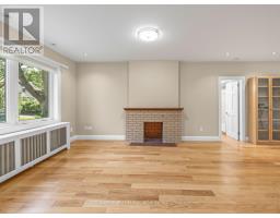 246 Ellis--main Avenue, Toronto, ON M6S2X2 Photo 10