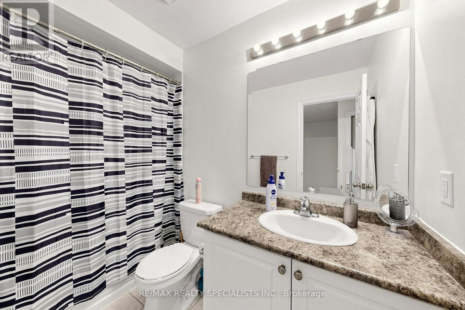 29 ROCKBROOK TRAIL - 19