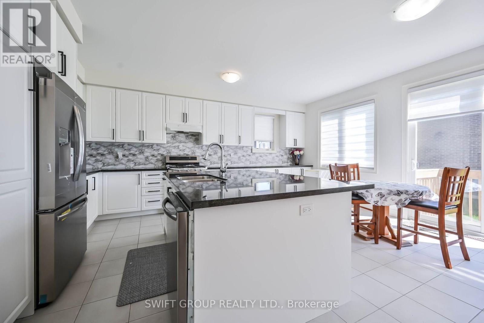 428 HUMPHREY STREET, Hamilton (Waterdown) — photo 10