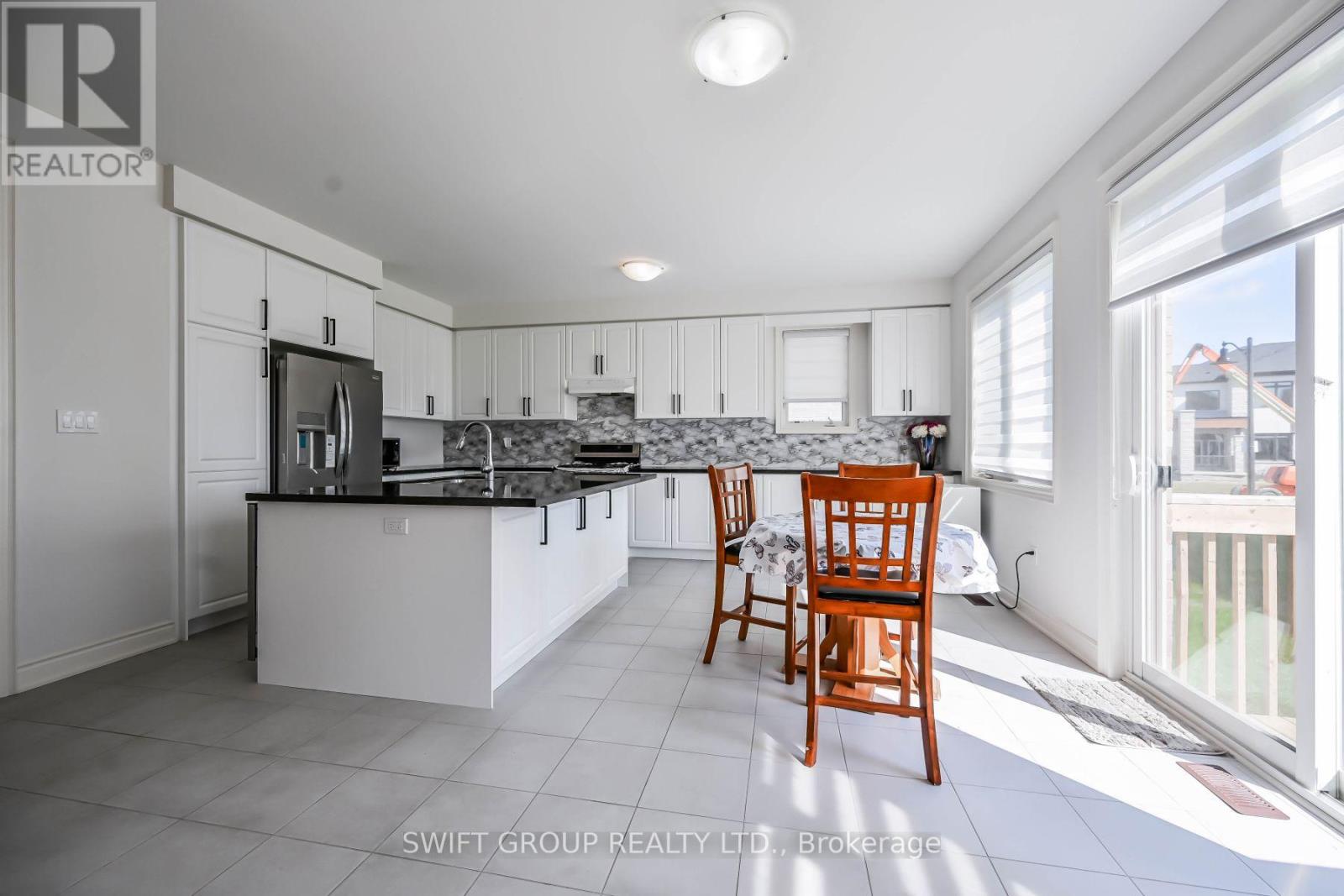 428 HUMPHREY STREET, Hamilton (Waterdown) — photo 9