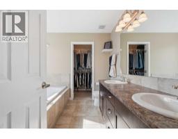 143 Windbrook Manor Sw, Airdrie, AB T4B3X2 Photo 32
