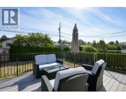 Family room - 3221 Service St, Saanich, BC V8P4M8 Photo 12