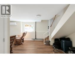 3221 Service St, Saanich, BC V8P4M8 Photo 29